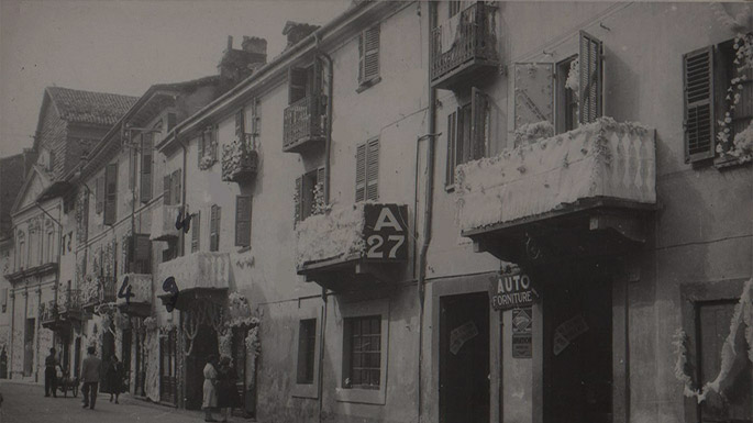 A27 Autoforniture Storia